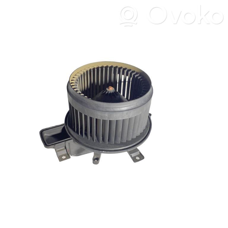 Chrysler 300C Mazā radiatora ventilators 