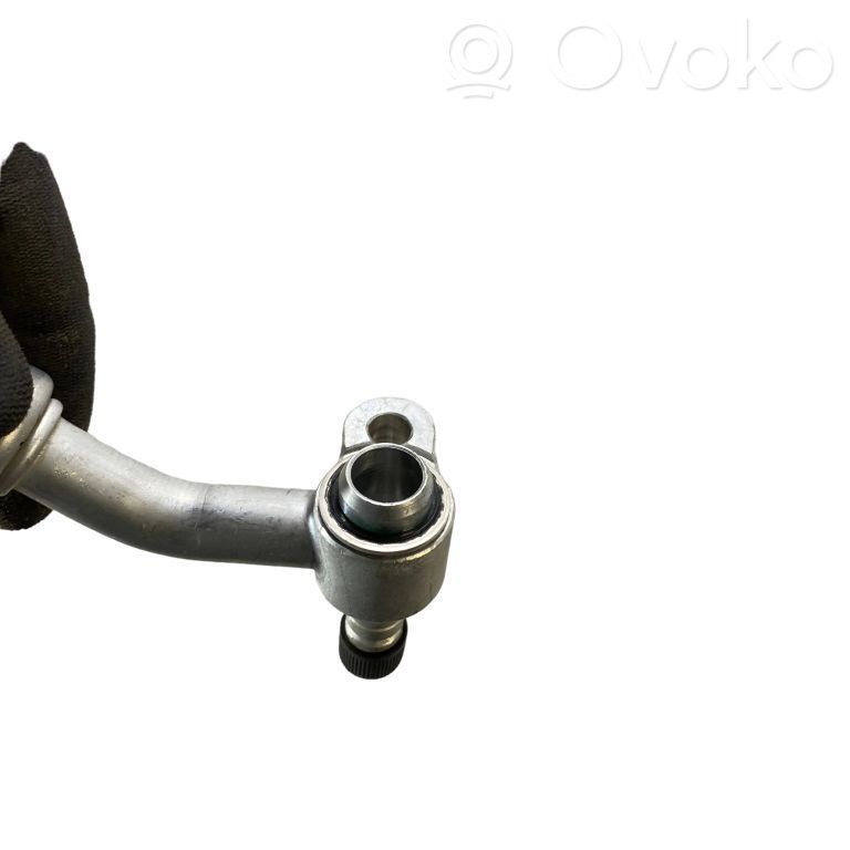 Dodge Durango Ilmastointilaitteen putki (A/C) 