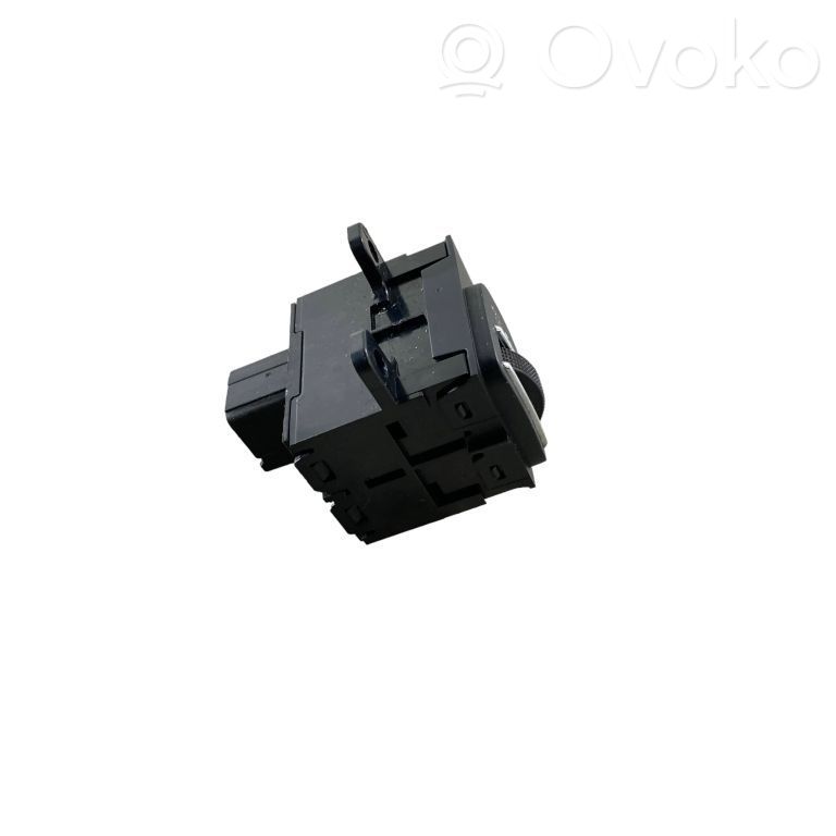 Interruptor de control del panel de luces   04602891AE