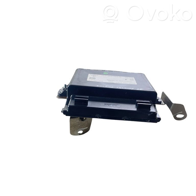 Porsche Cayenne (92A) Voltage converter/converter module 