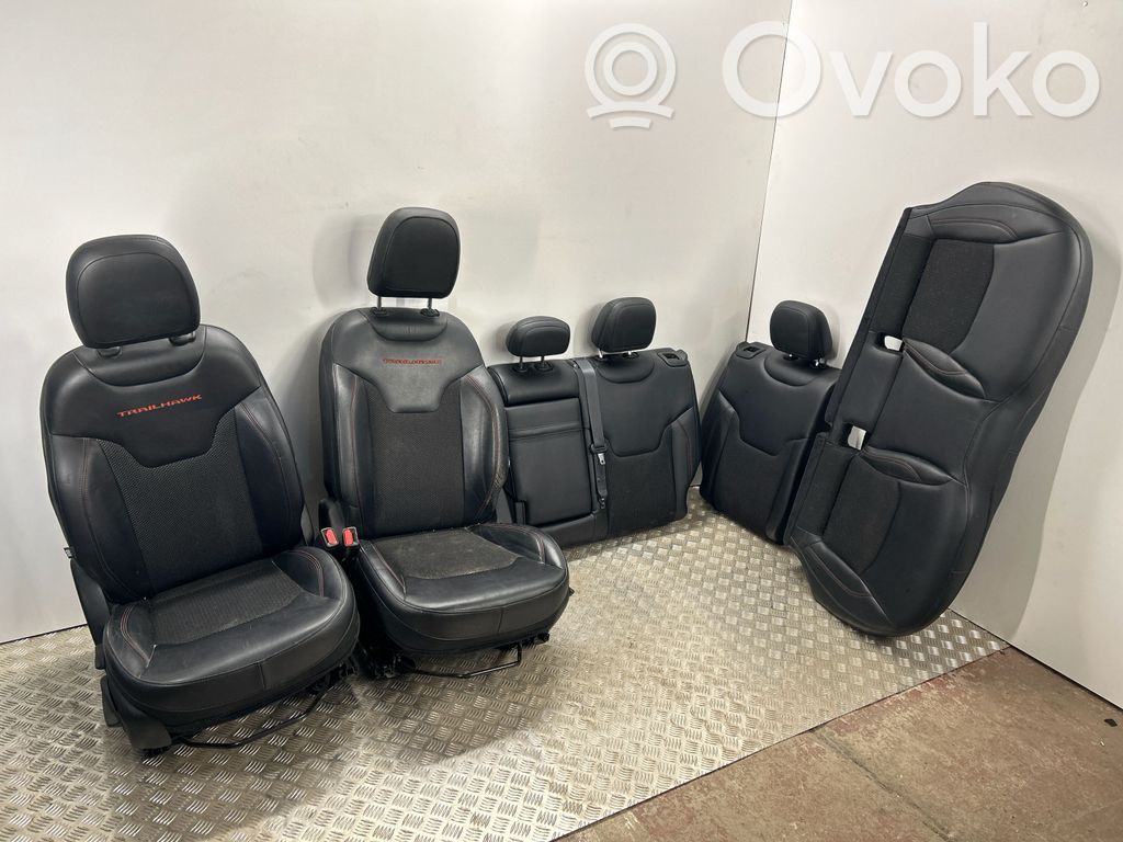 Seat set