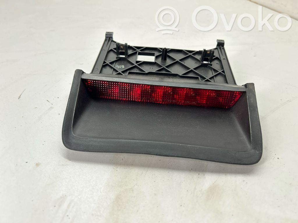 Dodge Challenger Third/center stoplight 