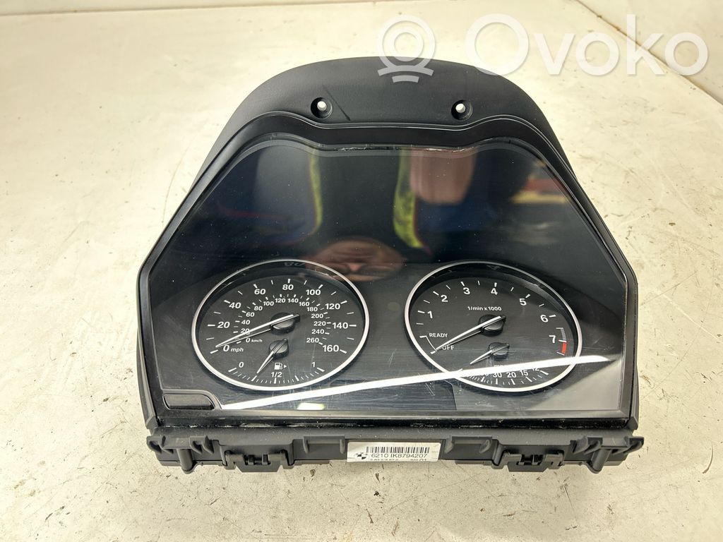 BMW X1 F48 F49 Spidometrs (instrumentu panelī) 