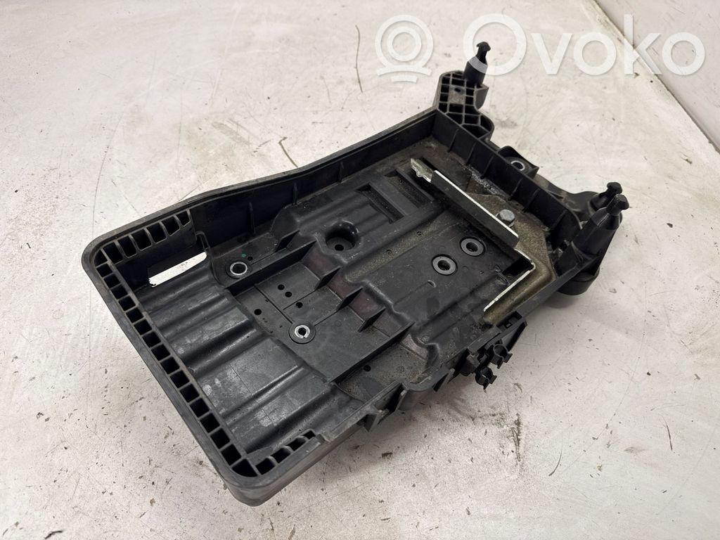 Audi Q3 F3 Support boîte de batterie 