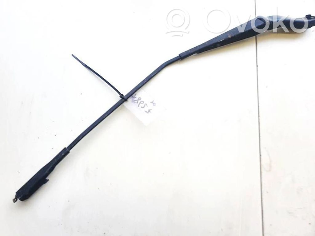 Mercedes-Benz B W245 Braccio della spazzola tergicristallo anteriore