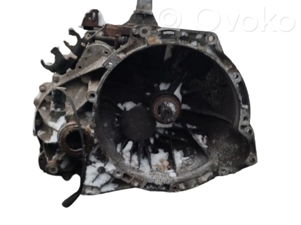 Boîte de vitesses manuelle à 5 vitesses   2S4R7002PA,2S4R7002PA