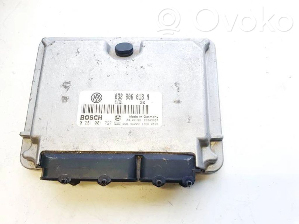 Volkswagen PASSAT B5 Unitate/modul de control motor