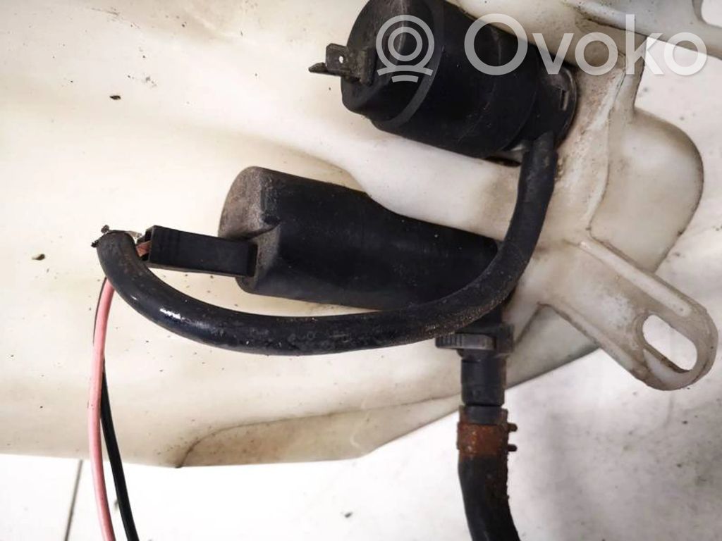 Windscreen/windshield washer pump