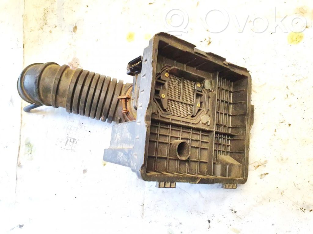 Mitsubishi Carisma Caja del filtro de aire
