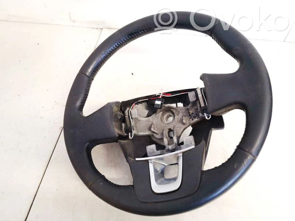 Renault Laguna III Ohjauspyörä 