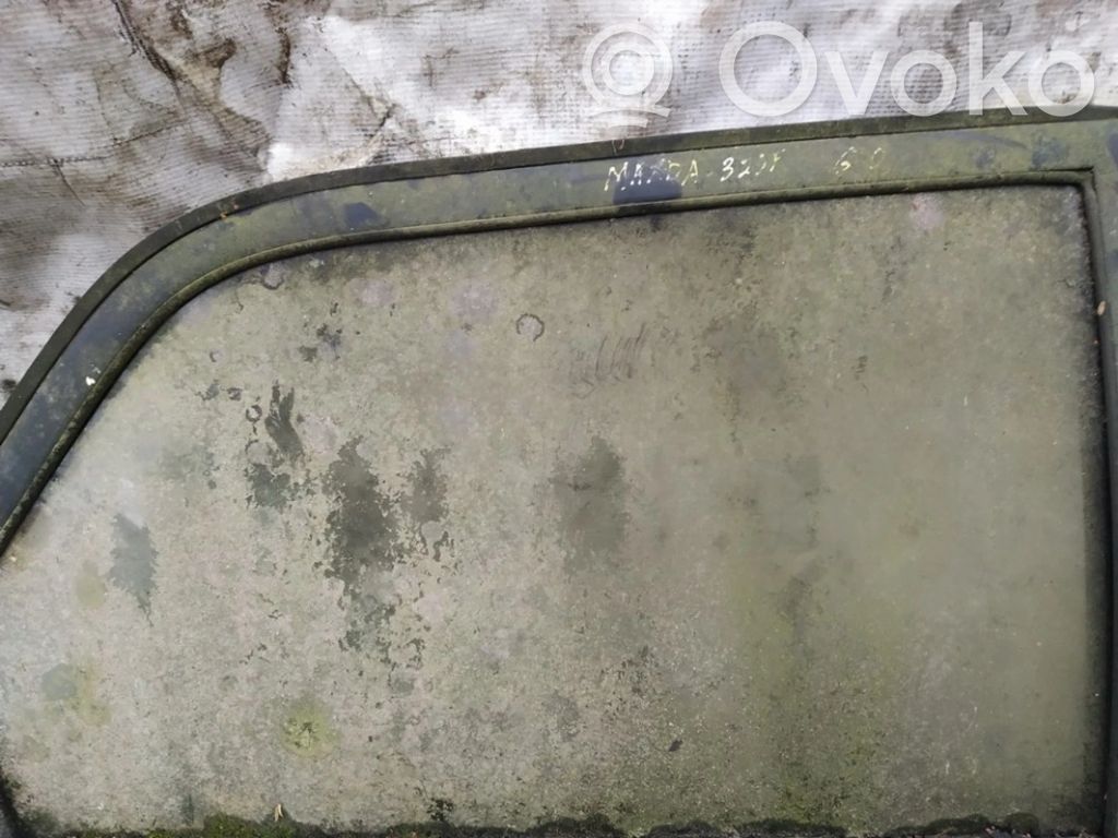 Mazda 323 F Szyba drzwi tylnych 