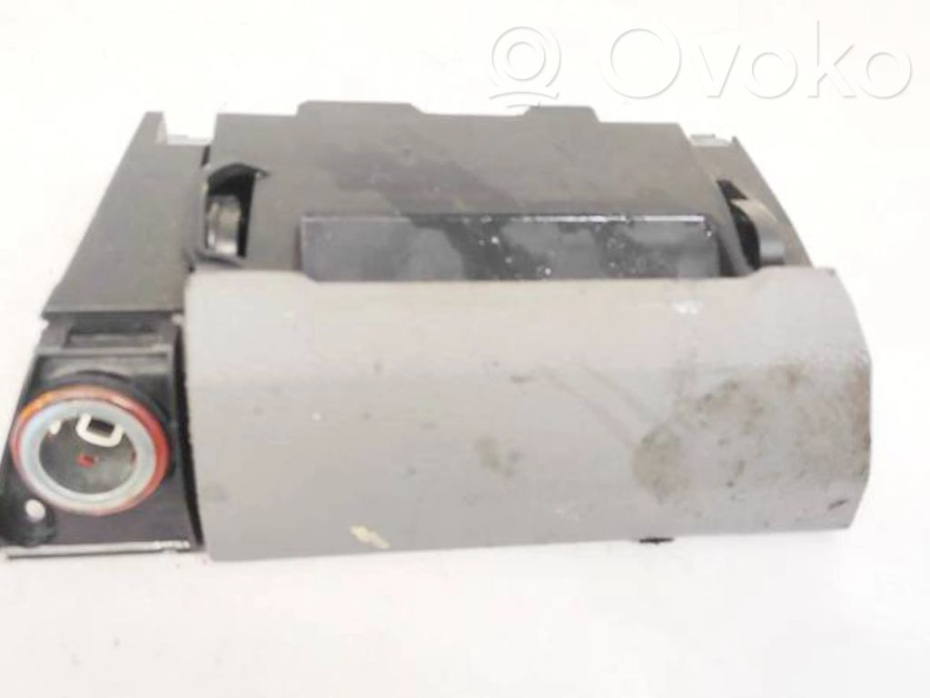Cendrier   1T1857961,1T1857961