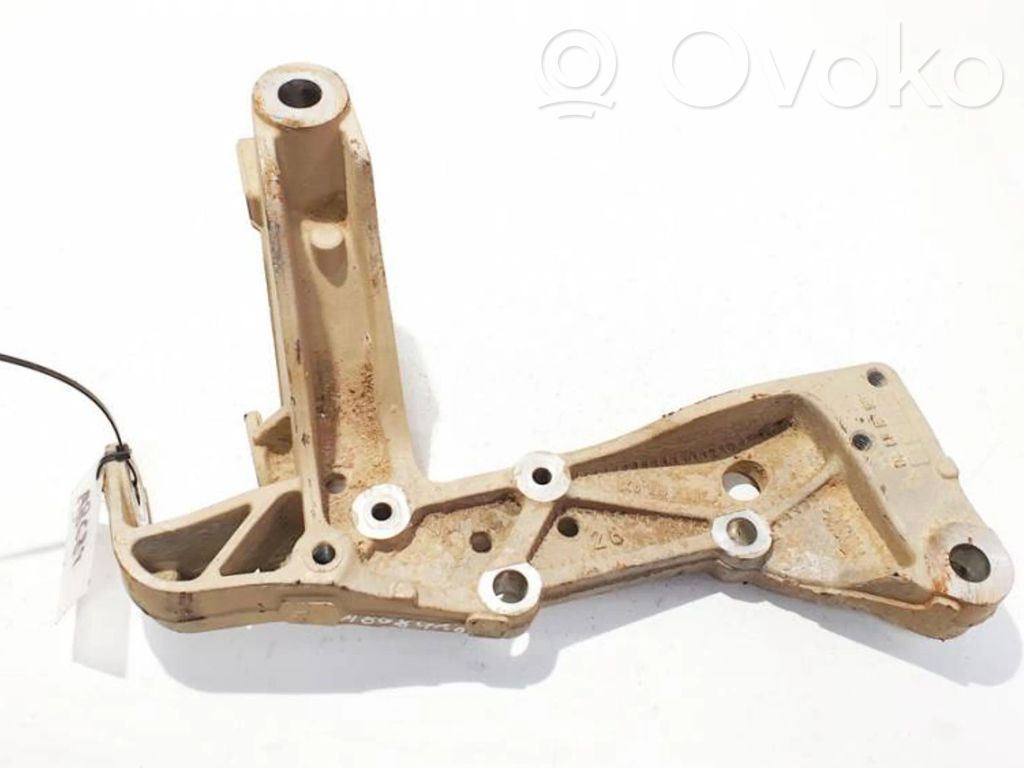 Querlenker Achsschenkel vorne   1K0199296E,1K0199296E