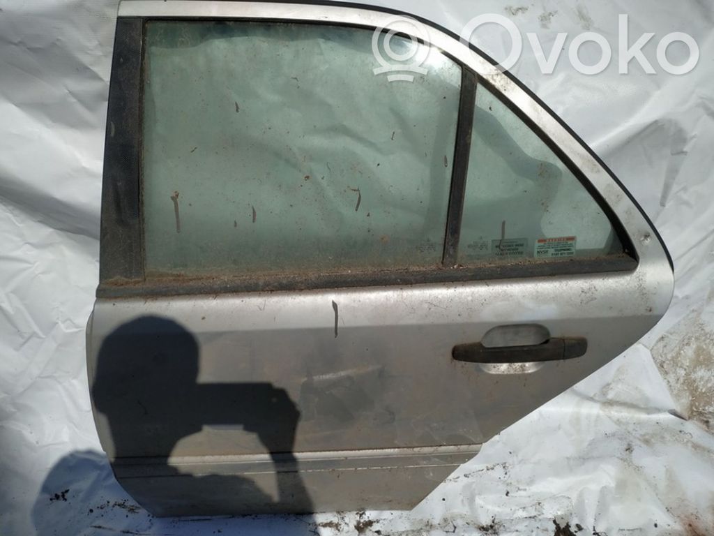 Mercedes-Benz C W202 Portiera posteriore
