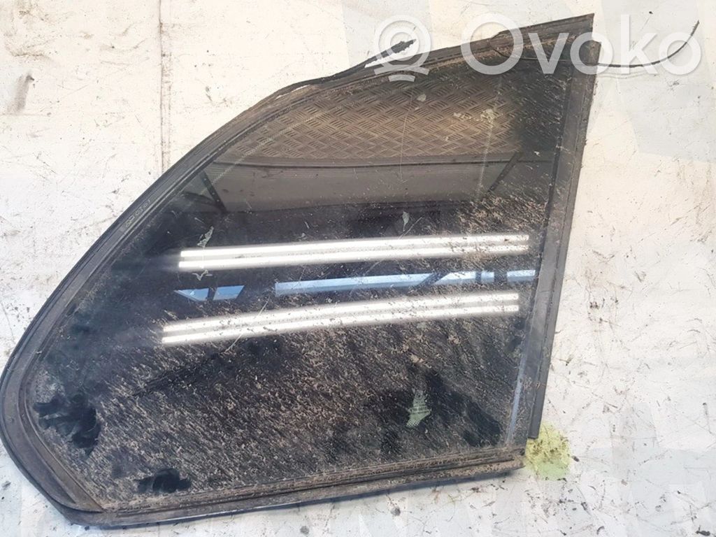Rear side window