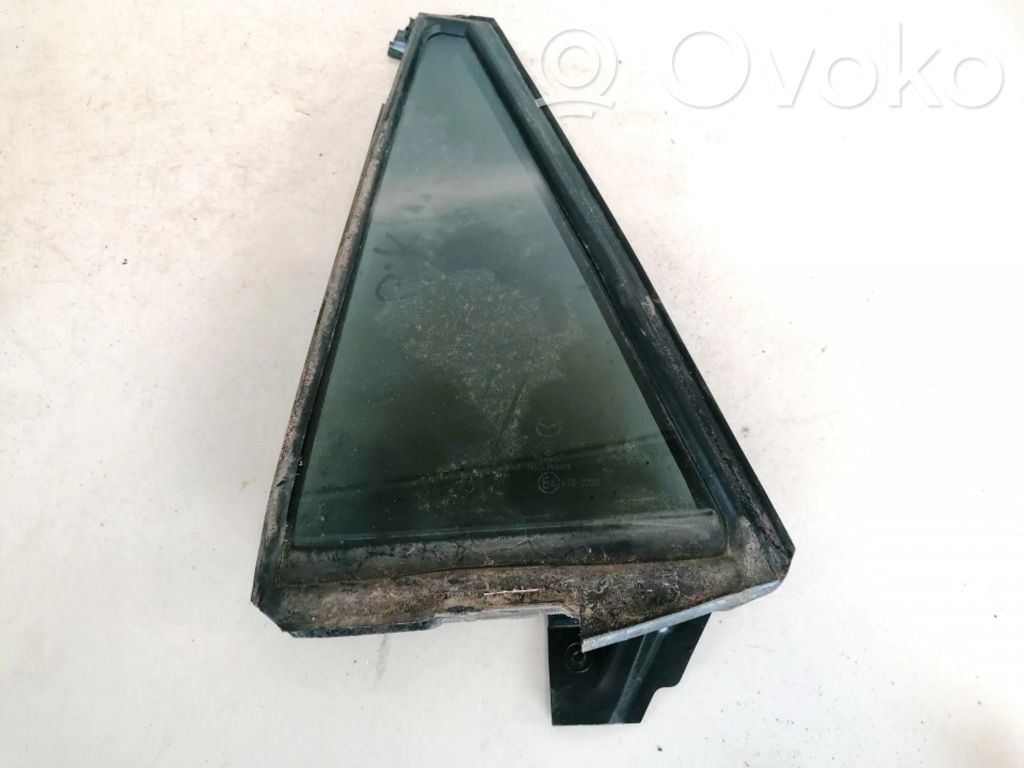 Ventanilla de ventilación de la puerta trasera   46R00011,46R00011,46R00011,46R00011