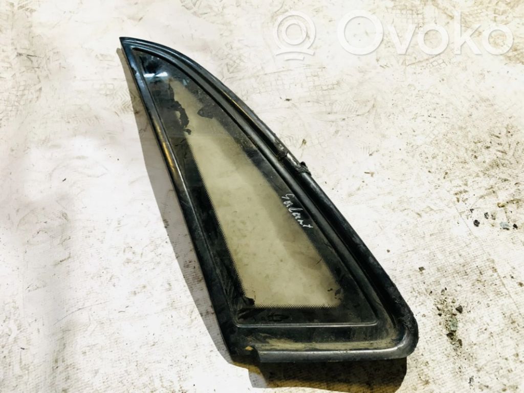 Mitsubishi Galant Geam lateral spate 