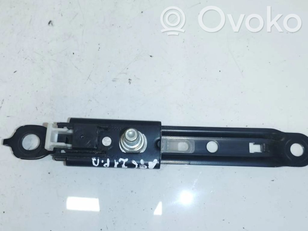 Toyota Avensis T270 Altra parte interiore