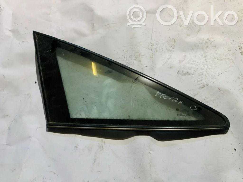 Opel Vectra B Geam lateral spate