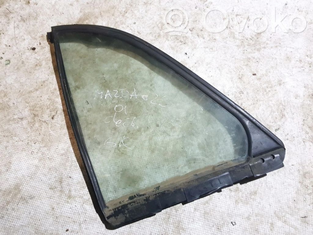 Rear side window