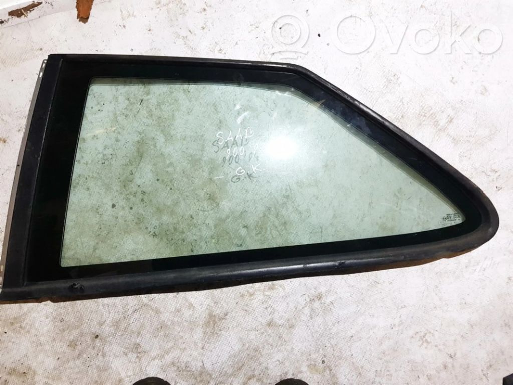 Rear side window