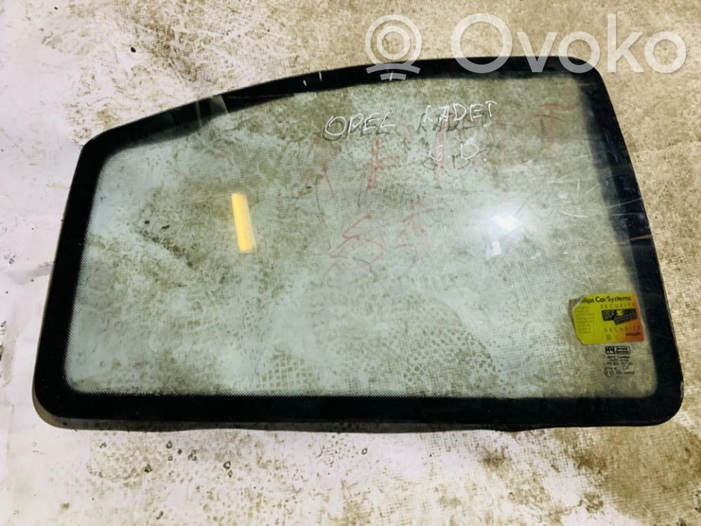 Rear side window
