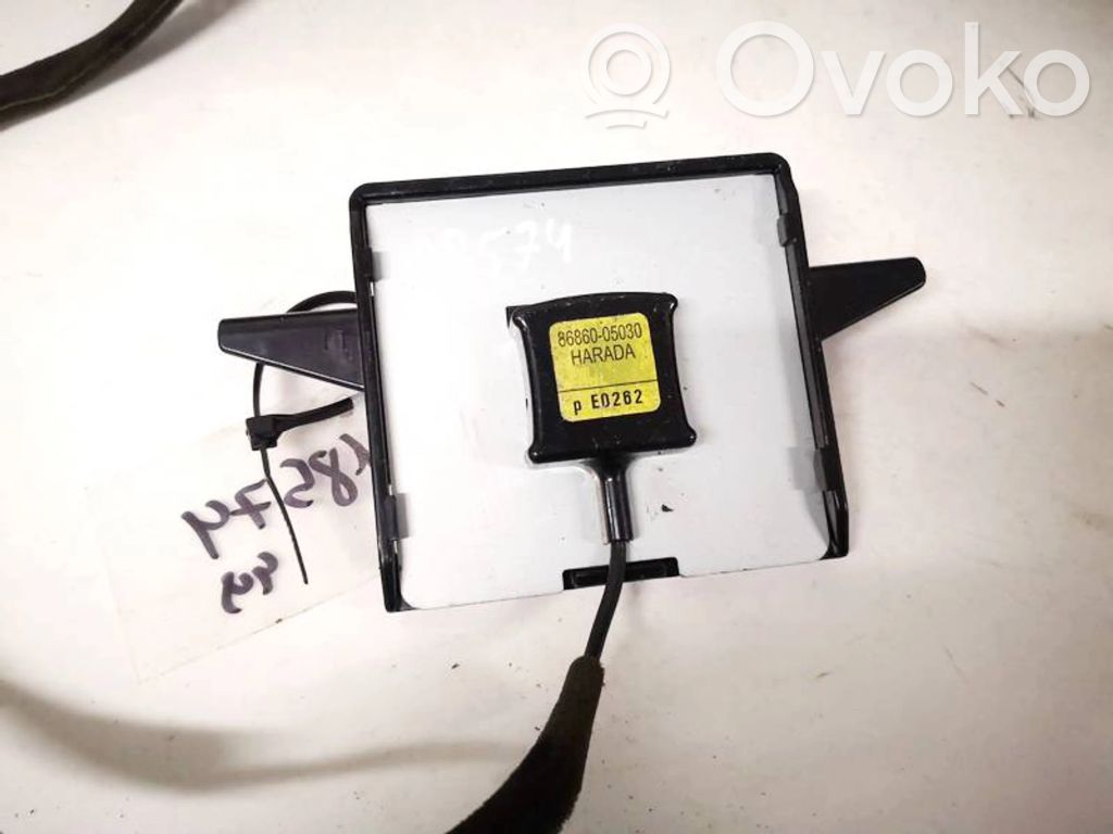 Toyota Avensis T270 Unitate control antenă 