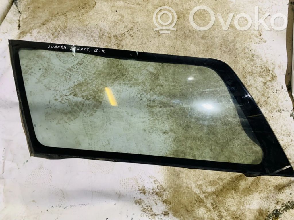 Vidrio lateral trasero