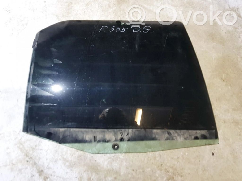 Peugeot 605 Geam ușă spate 