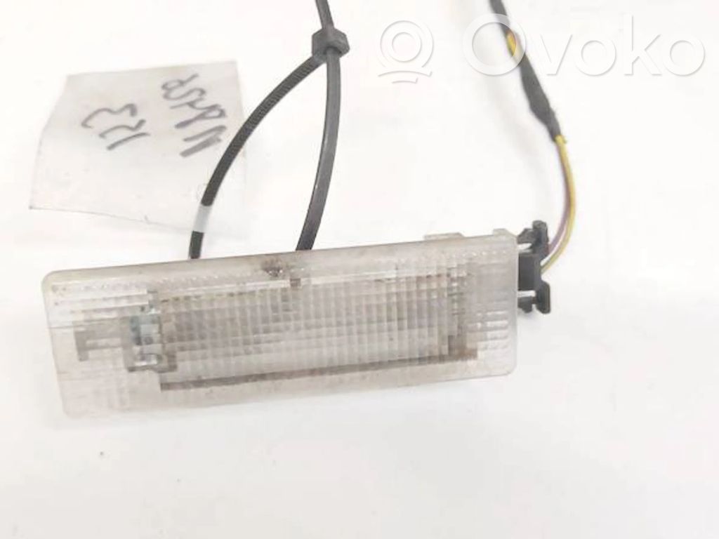 Otras luces interiores   7L6947101A,7L6947101A