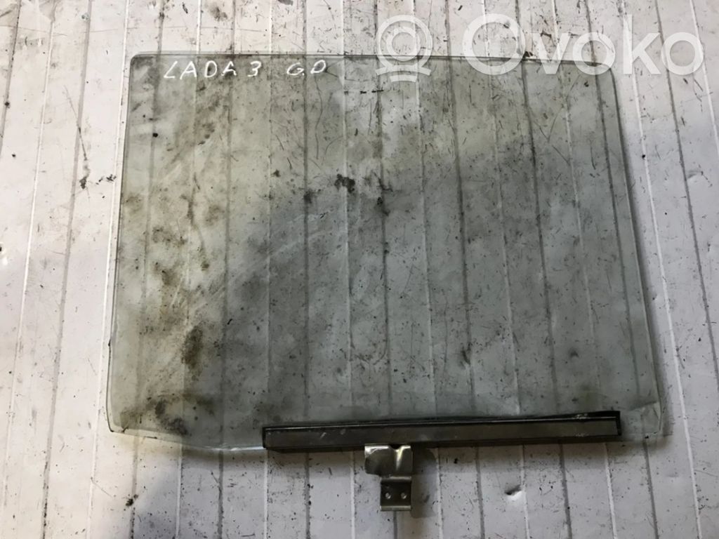 Lada 2103 1500-1600 Vitre de fenêtre porte arrière 