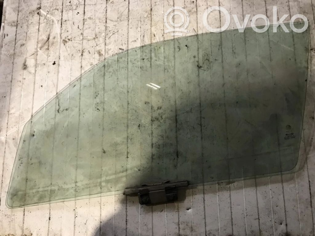 Alfa Romeo 155 Geam ușă față patru uși