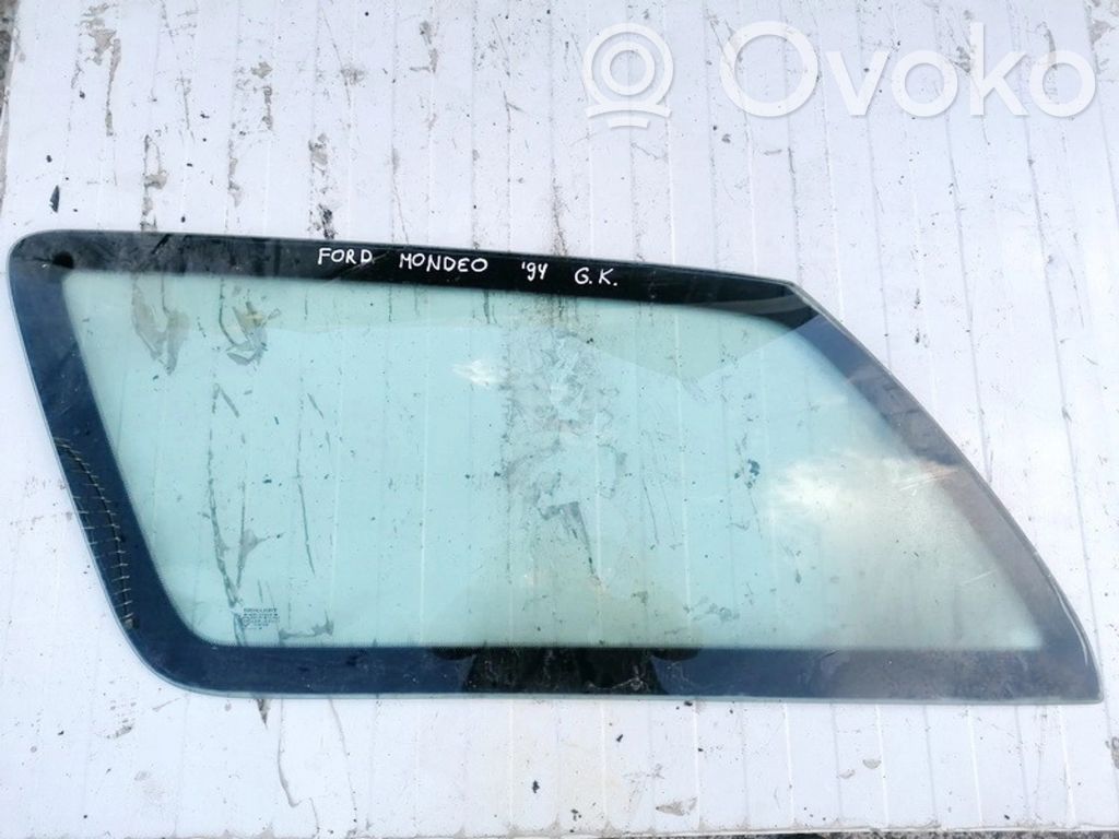 Rear side window