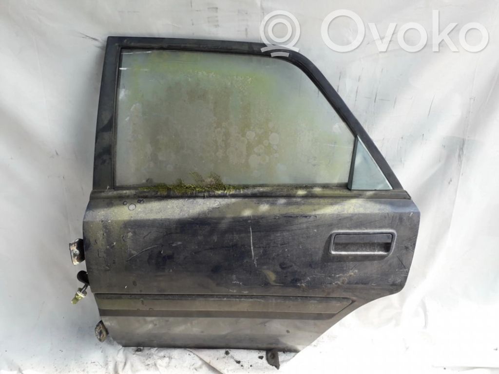 Mazda 323 Puerta trasera 