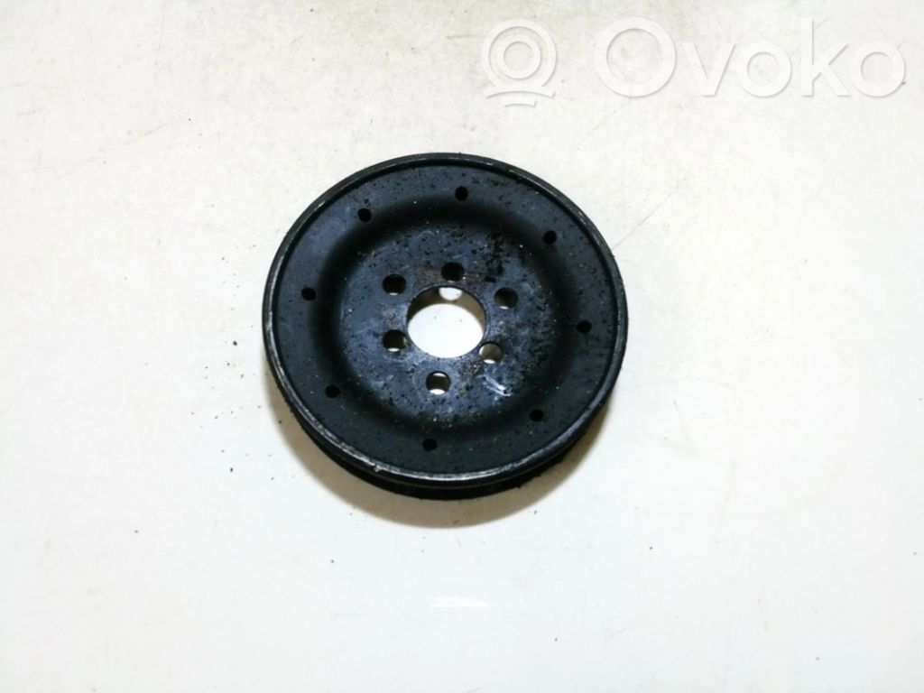 Ohjaustehostimen pumpun hihnapyörä   058145255B,058145255B