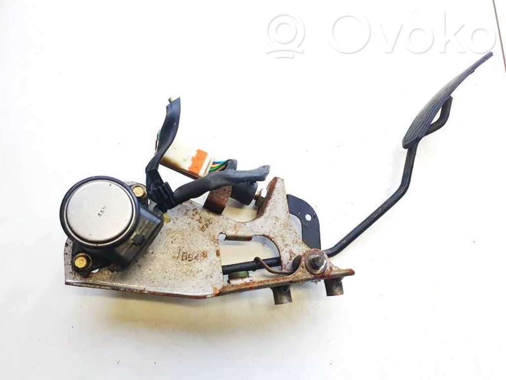 Mazda 323 Pedale dell’acceleratore 