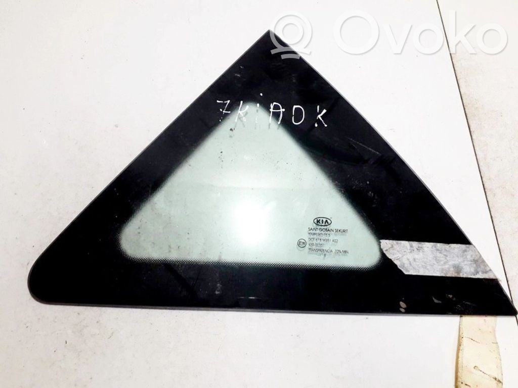 Rear side window