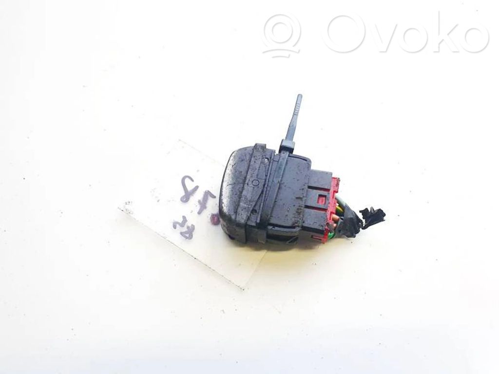 Citroen Xsara Picasso Comutator comandă geamuri electrice 