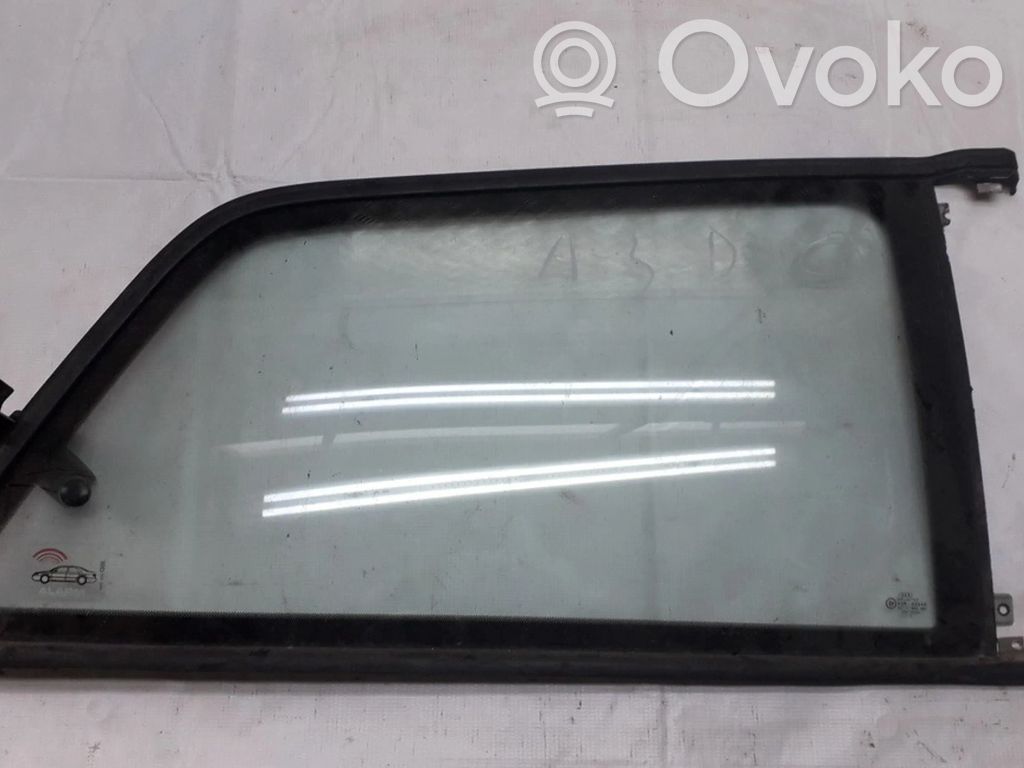 Vidrio lateral trasero