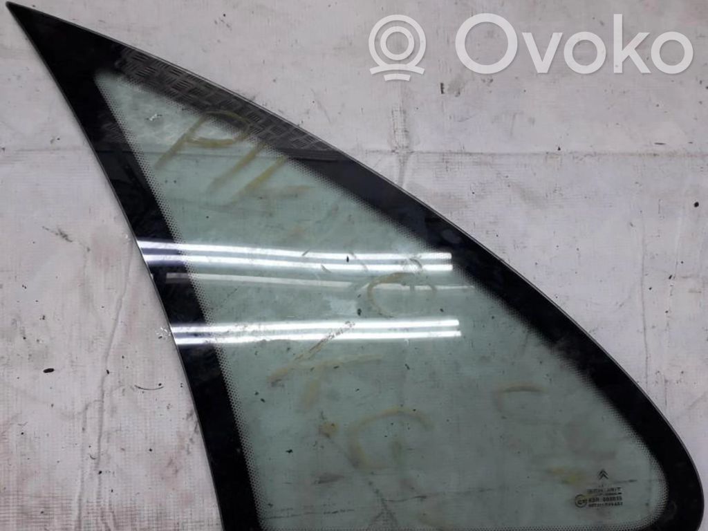Rear side window