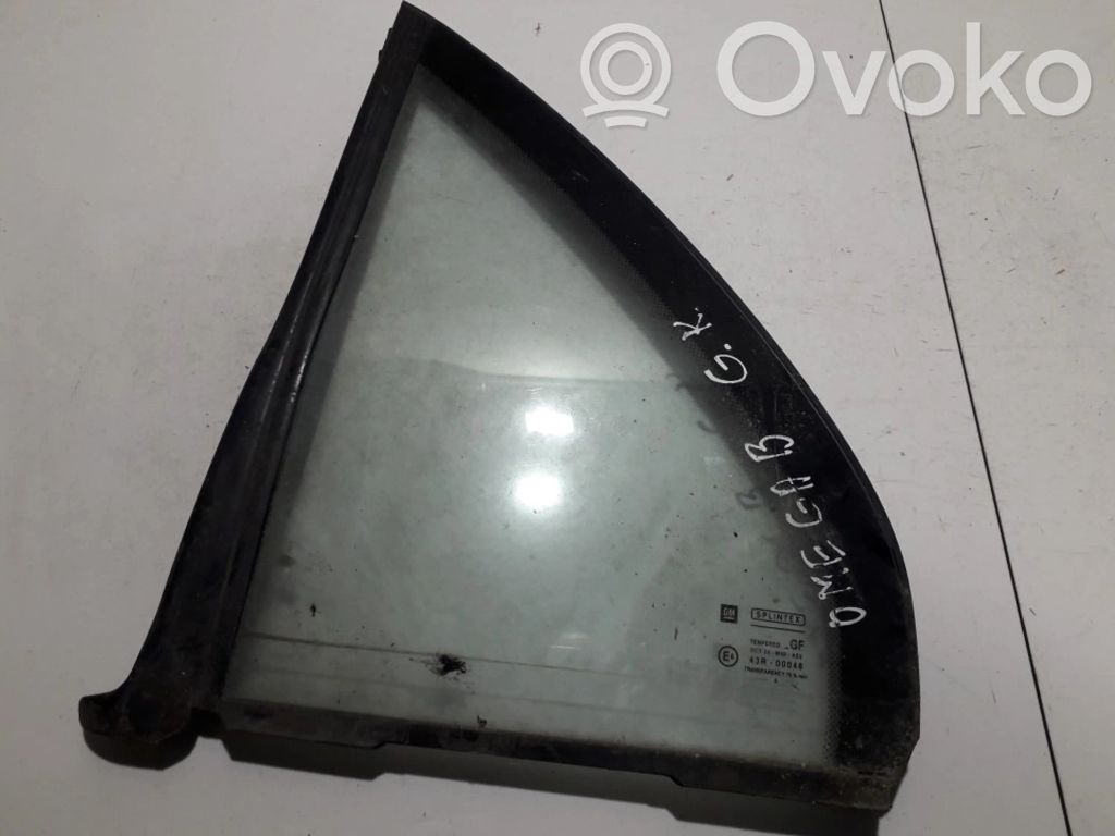 Opel Omega B1 Geam aerisire ușă spate 
