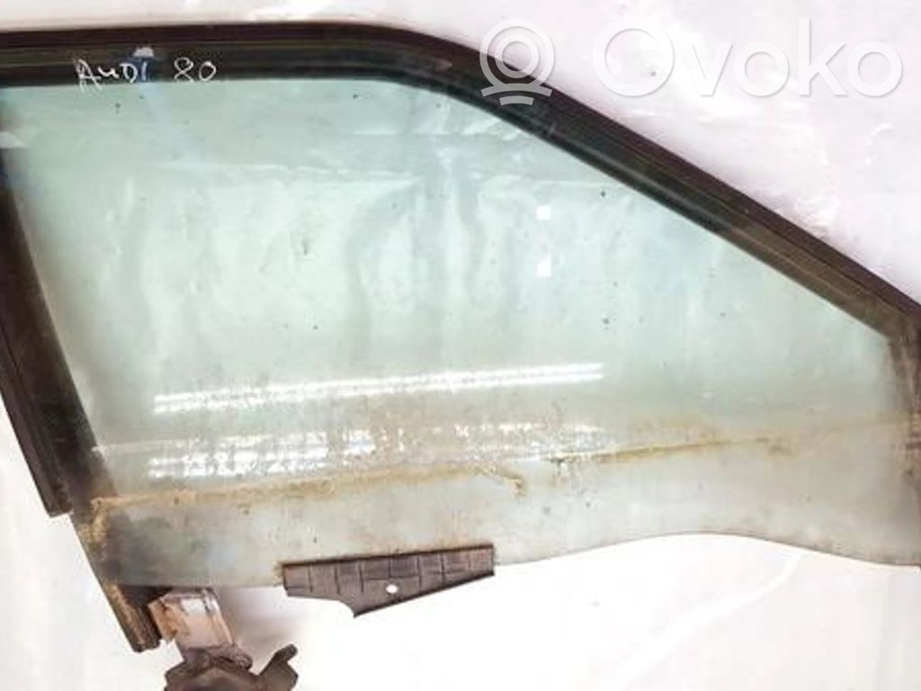 Audi 80 90 S2 B4 Front door window glass four-door 