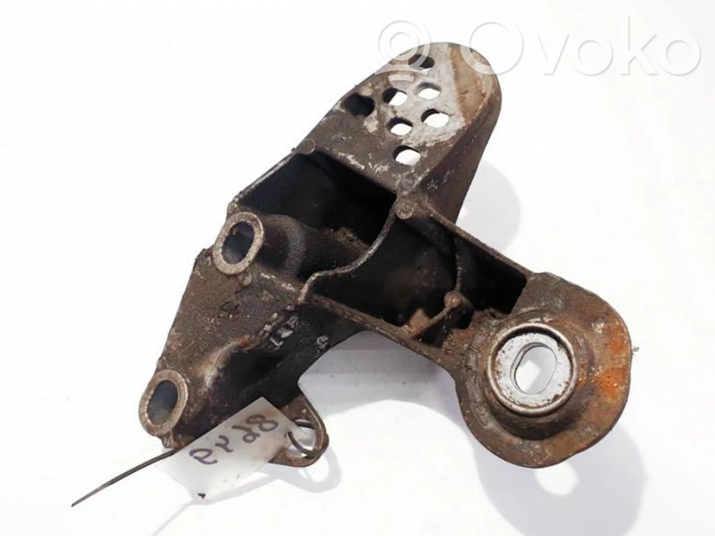 Volkswagen PASSAT B5 Supporto di montaggio del motore (usato)