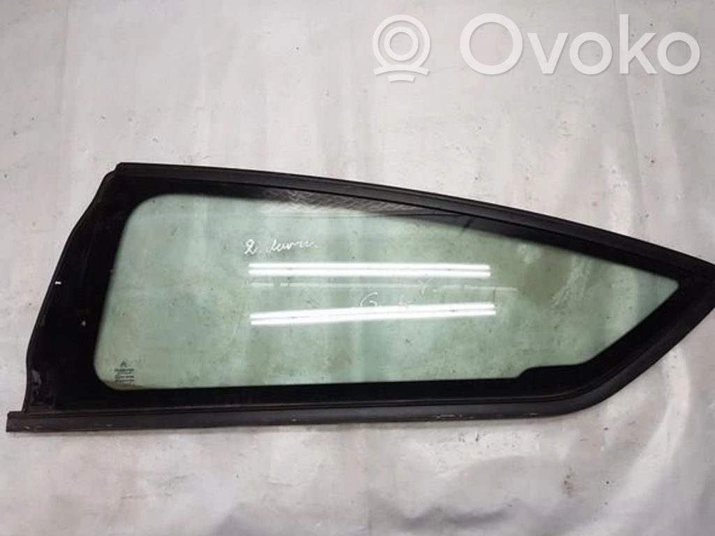 Rear side window