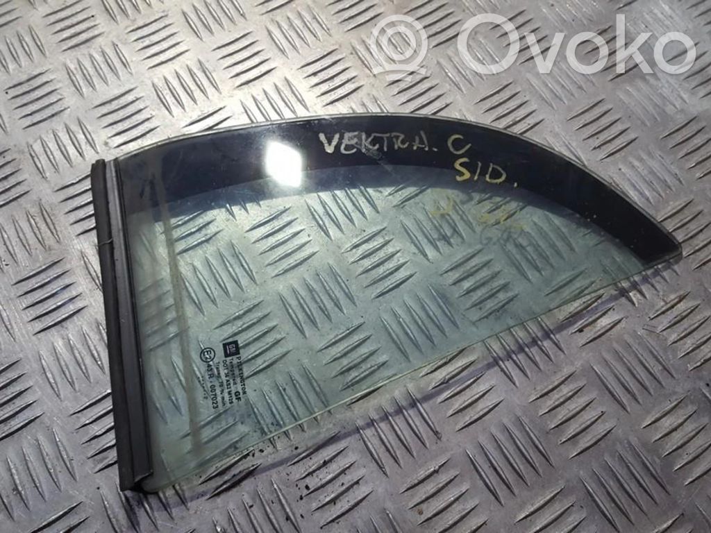 Opel Vectra C Geam aerisire ușă spate 