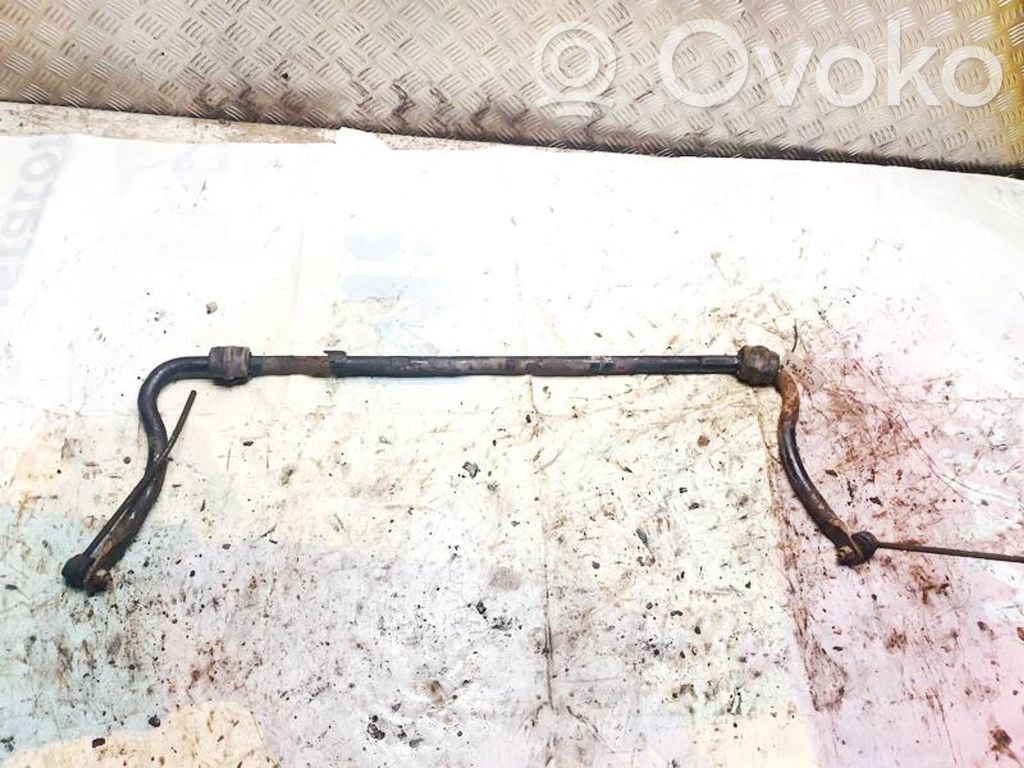 Barra estabilizadora delantera