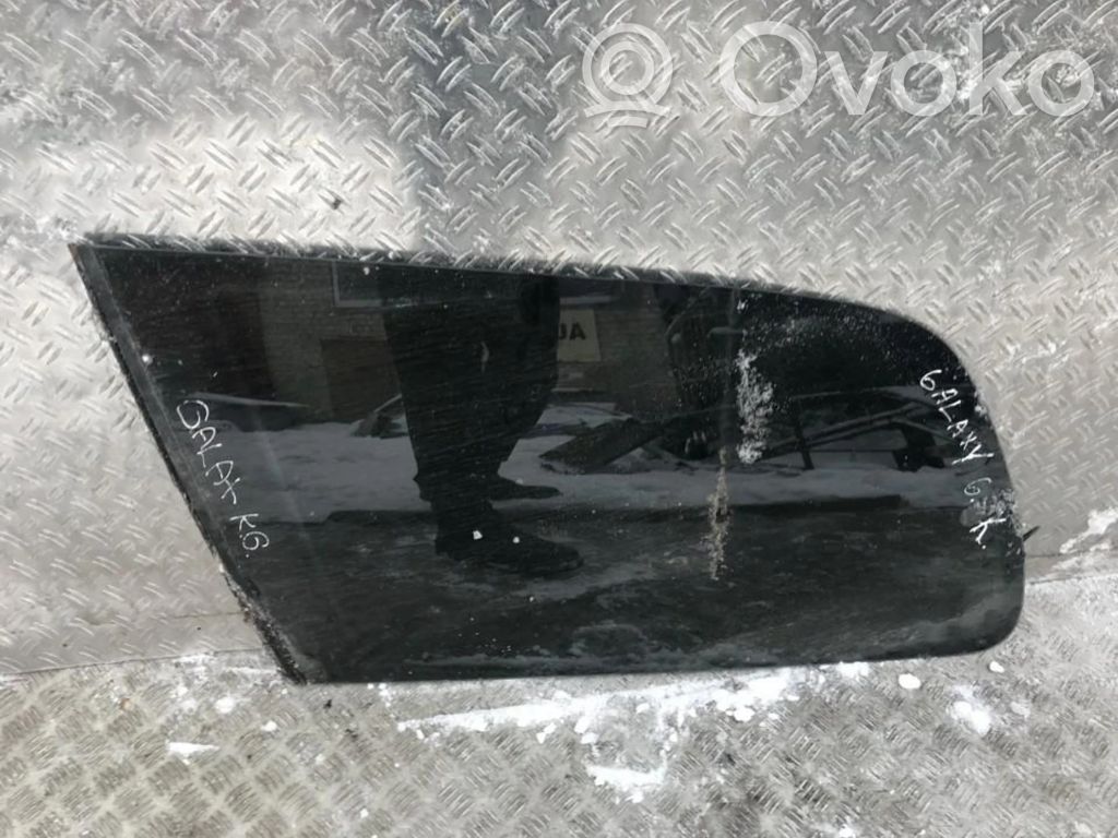 Vidrio lateral trasero