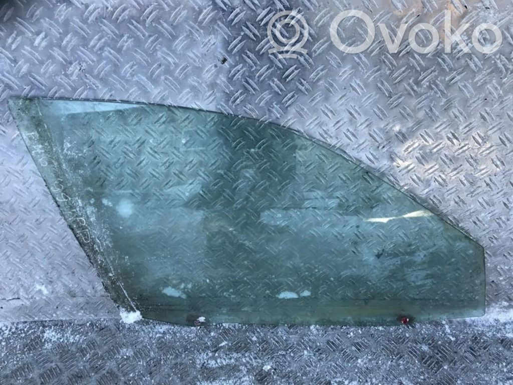 Etuoven ikkunalasi, neliovinen malli