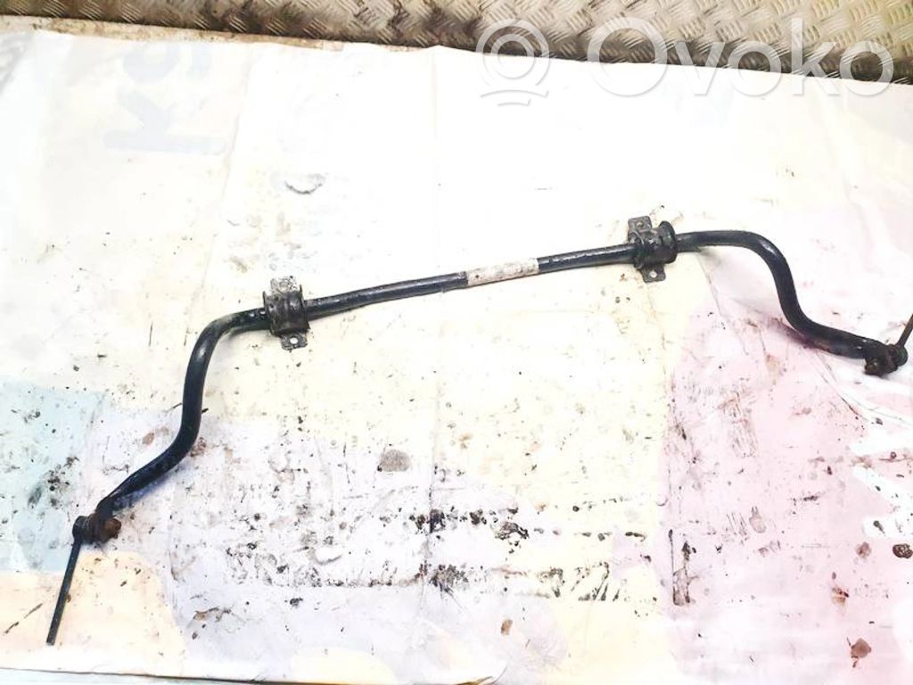 Barra estabilizadora delantera