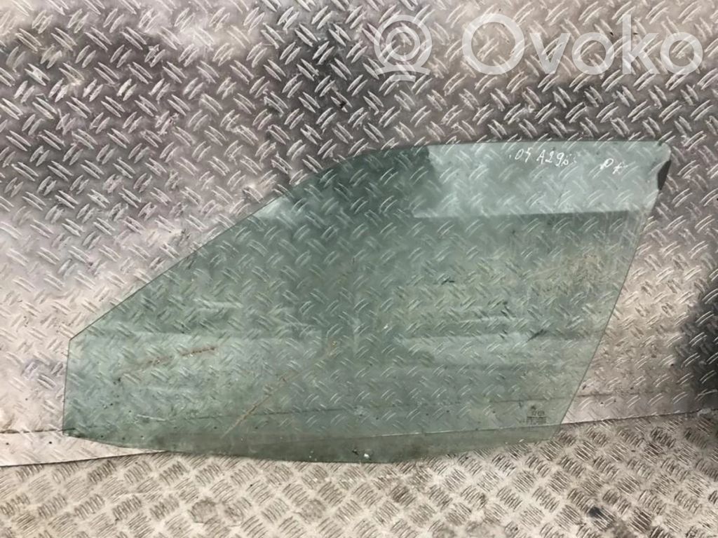 Peugeot 605 Geam ușă față patru uși
